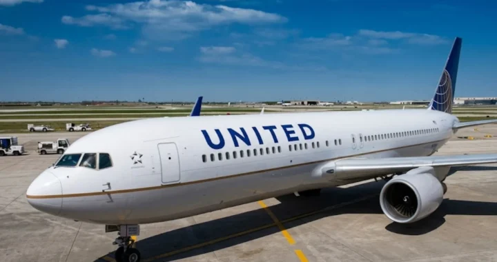 United Airlines Flight UA82 Emergency