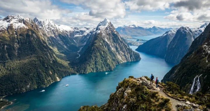 Best places to visit in New Zealand featuring Queenstown's Lake Wakatipu, Milford Sound fjord, Rotorua geothermal park, and Auckland Sky Tower collage